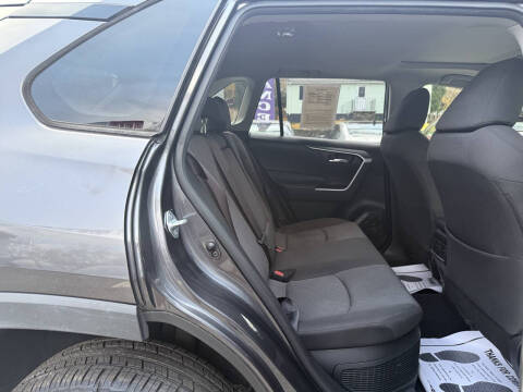 2020 Toyota RAV4 Hybrid XLE