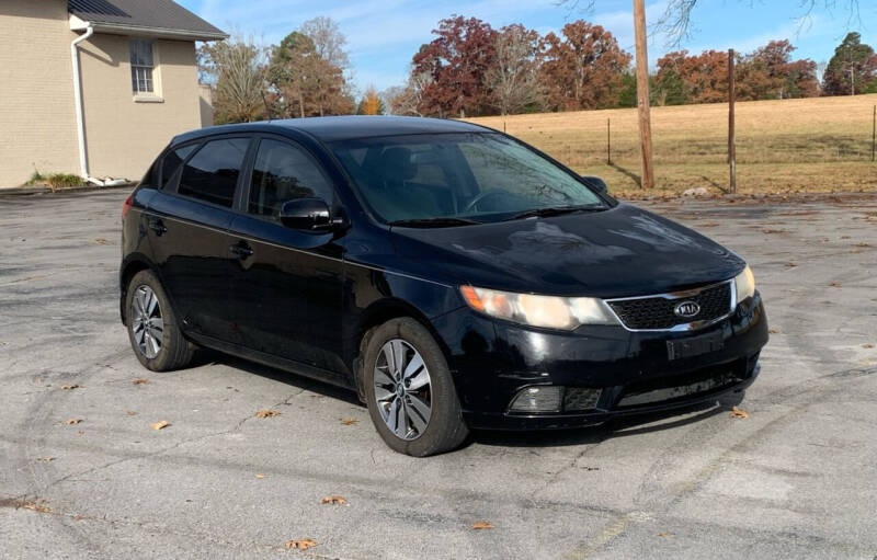 2013 Kia Forte5 for sale at TRAVIS AUTOMOTIVE in Corryton TN