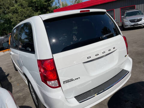 2016 Dodge Grand Caravan SE