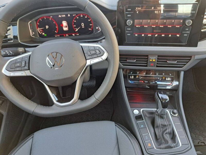 2026 Volkswagen Jetta SEL