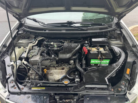 2013 Nissan Rogue SV w/SL Package