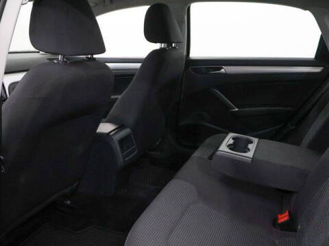 2017 Volkswagen Passat 1.8T S