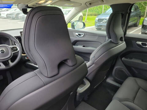 2026 Volvo XC60 B5 Core