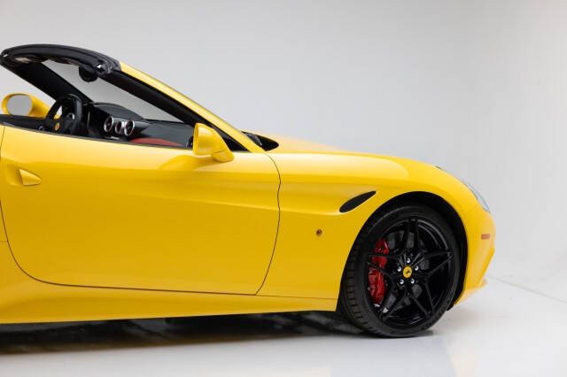 2016 Ferrari California T