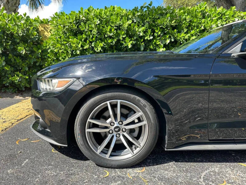 2017 Ford Mustang EcoBoost Premium