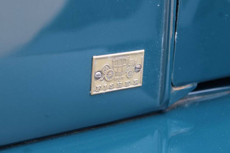 1927 Oldsmobile Sedan