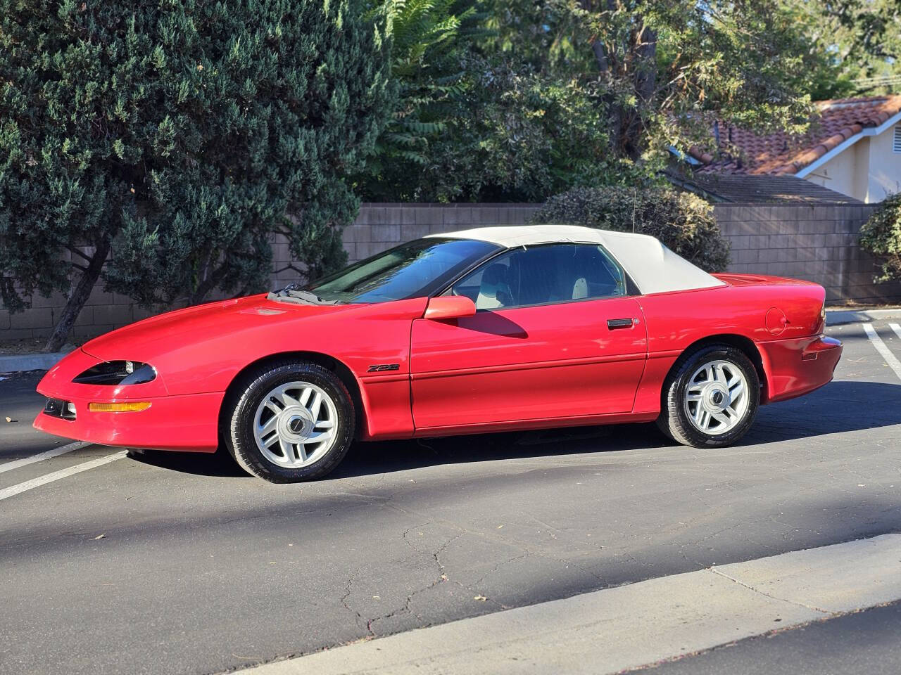 1995 Chevrolet Camaro 2