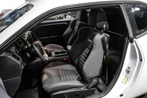 2013 Dodge Challenger SRT8 Core