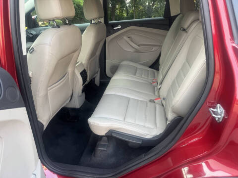 2017 Ford Escape SE
