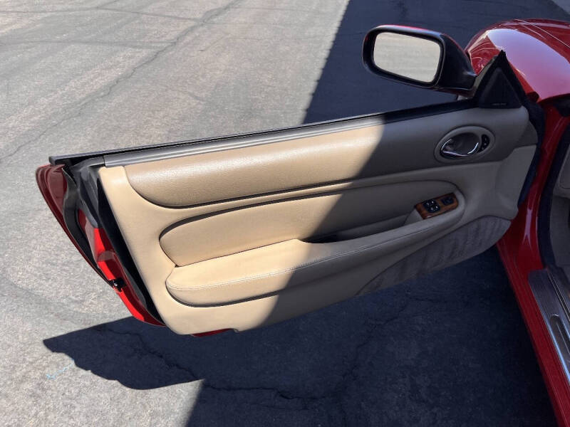 2000 Jaguar XKR