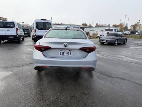 2022 Alfa Romeo Giulia Ti