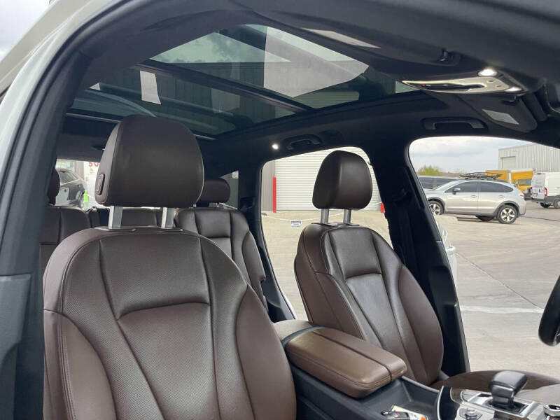 2017 Audi Q7 2.0T quattro Premium Plus