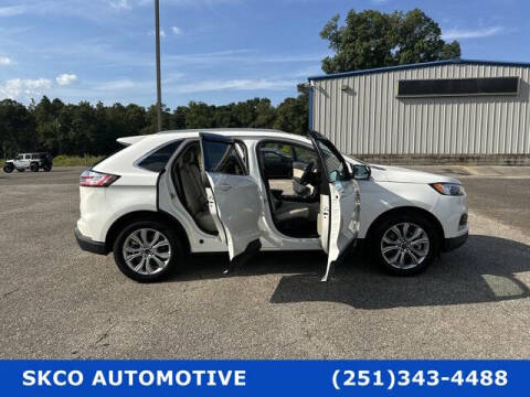 2023 Ford Edge Titanium