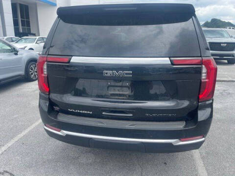 2025 GMC Yukon Elevation
