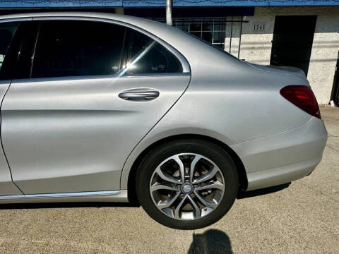 2017 Mercedes-Benz C-Class