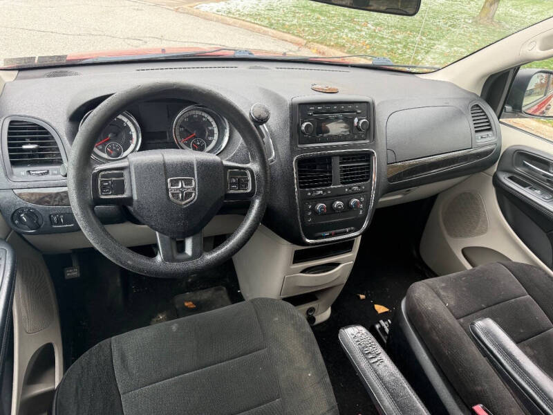 2012 Dodge Grand Caravan American Value Package