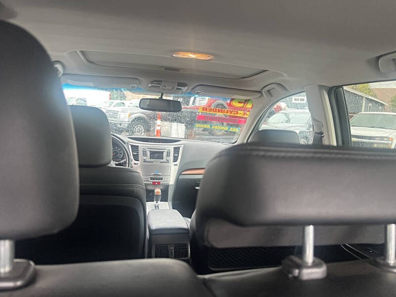 2013 Subaru Outback 2.5i Limited