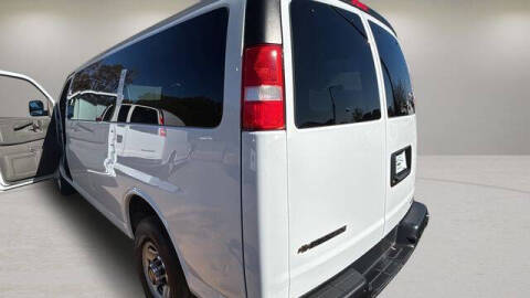 2024 Chevrolet Express LT 3500