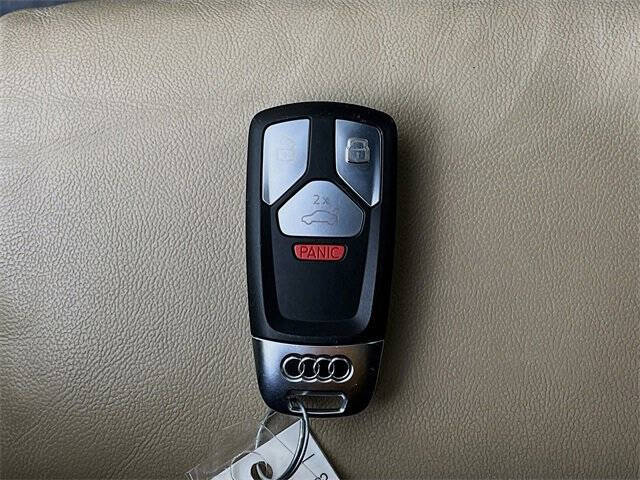 2022 Audi A4 quattro S line Prem Plus 45 TFSI