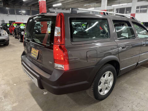 2005 Volvo XC70
