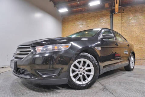 2014 Ford Taurus SE