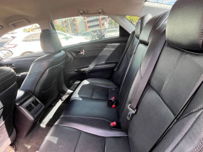 2017 Toyota Avalon XLE