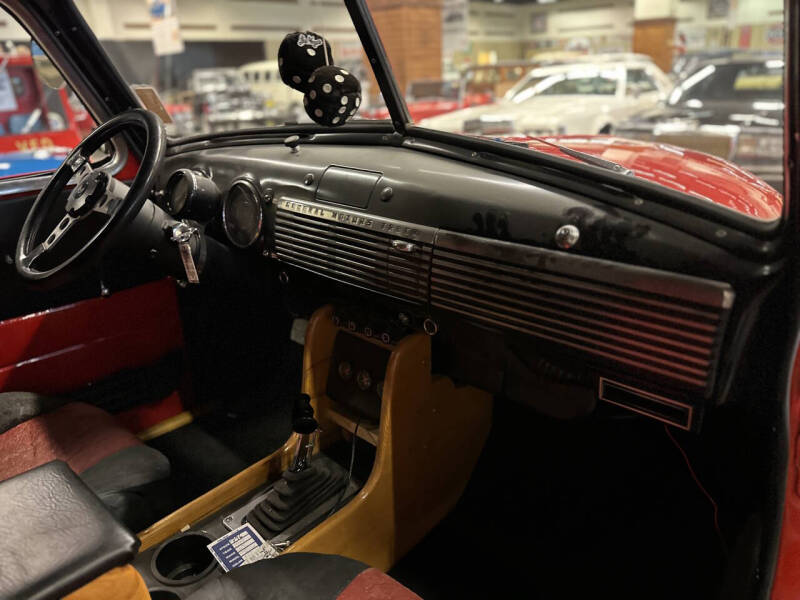 1947 GMC PANEL TRUCK