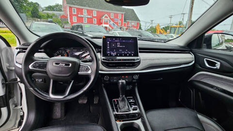2022 Jeep Compass Latitude Lux