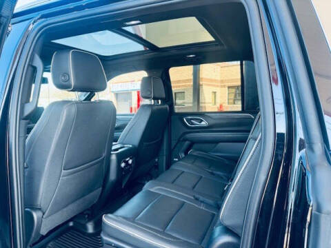 2023 GMC Yukon XL SLT