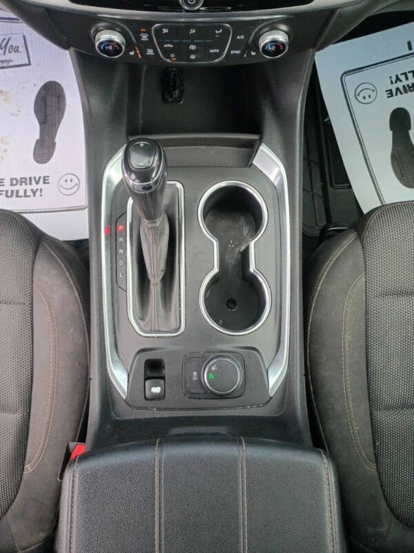 2019 Chevrolet Traverse LT Cloth