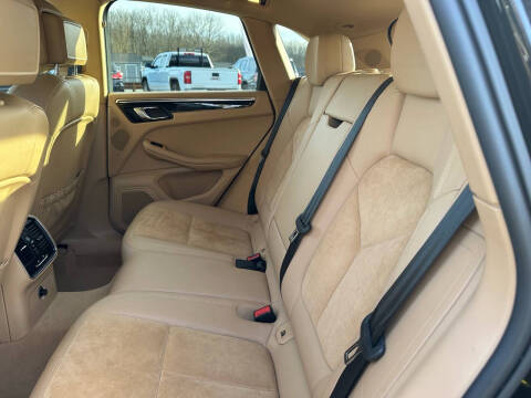 2016 Porsche Macan S