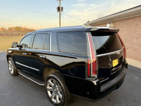 2017 Cadillac Escalade Luxury