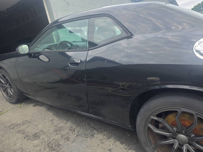 2013 Dodge Challenger SXT