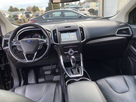 2018 Ford Edge Titanium