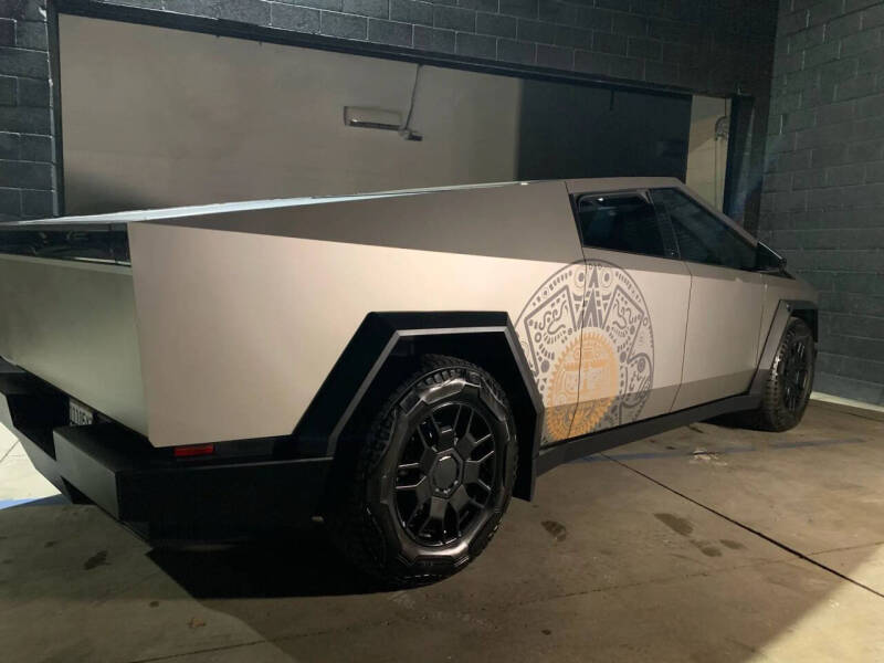 2024 Tesla Cybertruck