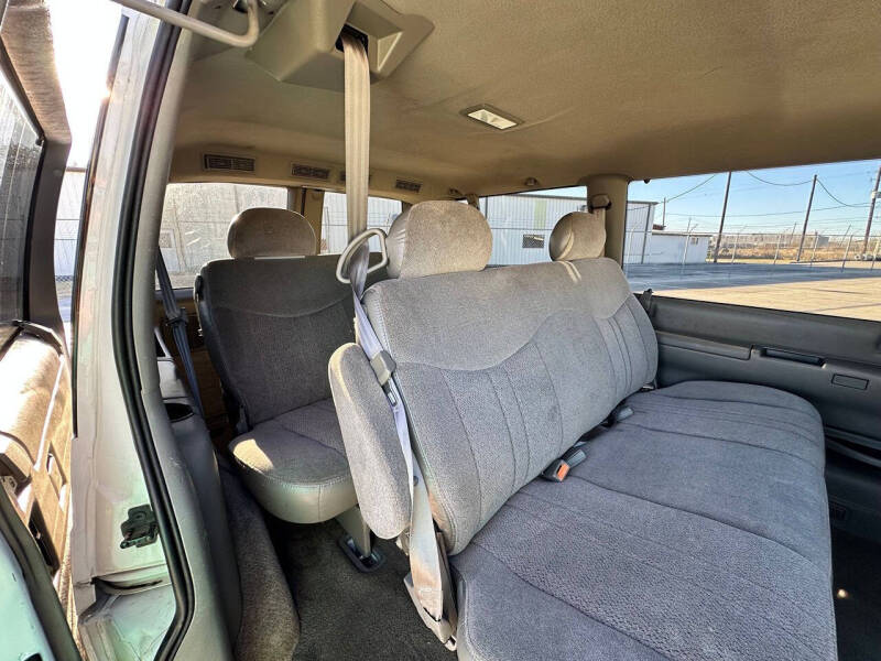 2000 Chevrolet Astro