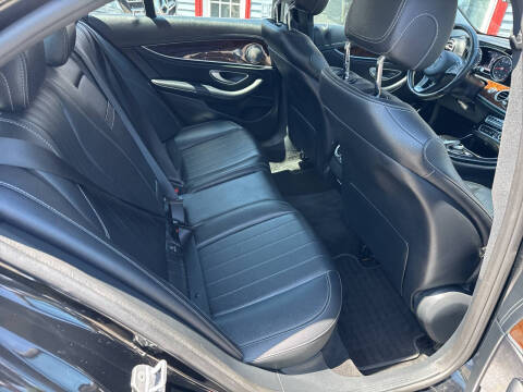 2017 Mercedes-Benz E-Class E 300 4MATIC