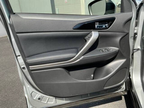 2025 Mitsubishi Eclipse Cross SE