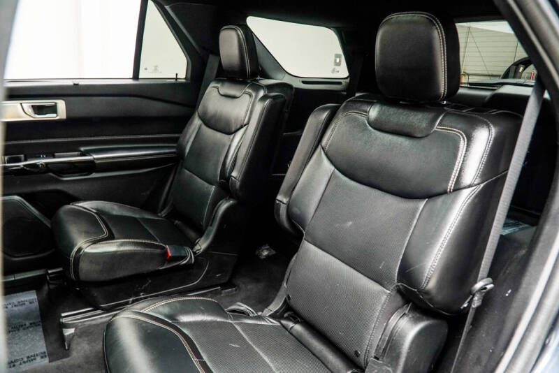 2022 Ford Explorer ST