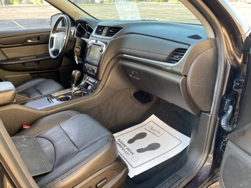 2017 Chevrolet Traverse LT