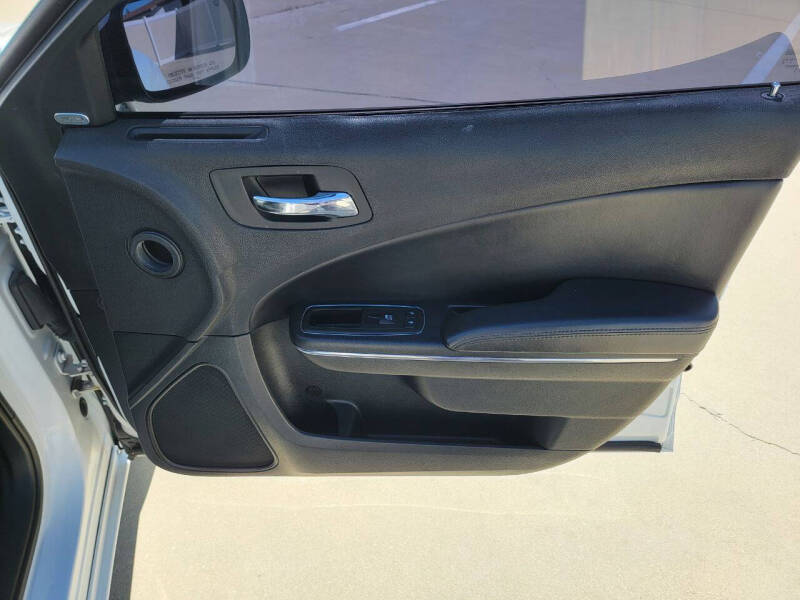 2014 Dodge Charger SXT Plus