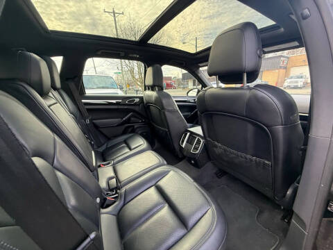 2016 Porsche Cayenne