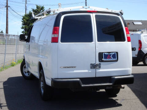 2017 Chevrolet Express 2500