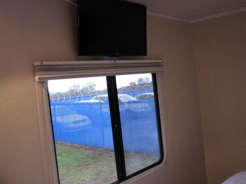 2003 Ford E-Series E-450 SD