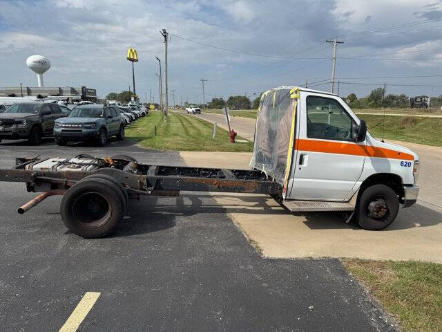 2016 Ford E-Series E-450 SD