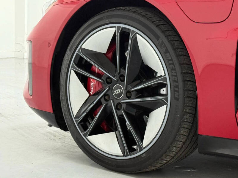 2022 Audi RS e-tron GT quattro