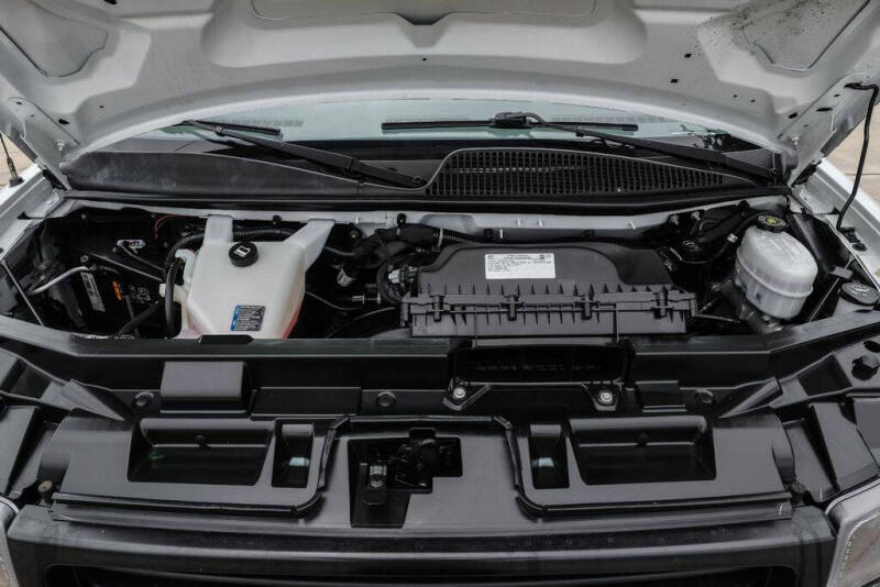 2022 GMC Savana 2500