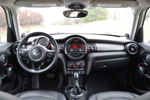 2016 MINI Hardtop 4 Door Cooper