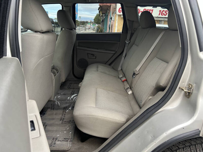 2007 Jeep Grand Cherokee Laredo