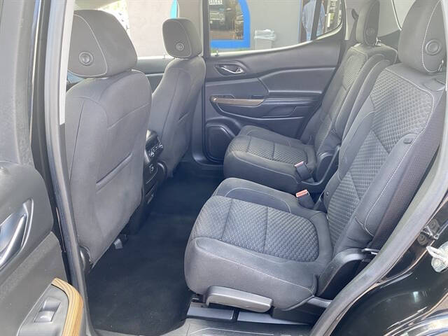 2018 GMC Acadia SLE-2